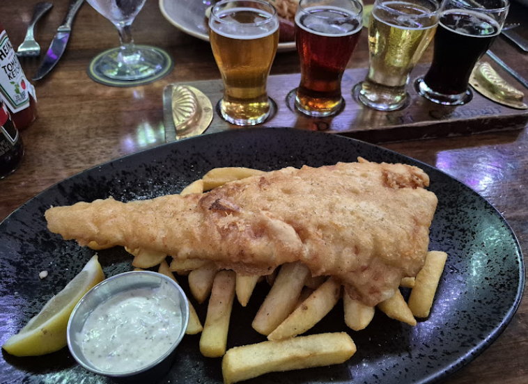 Raglan Road Irish Pub signature dishes Fish & Chips
Shepherd's Pie
Braised Beef